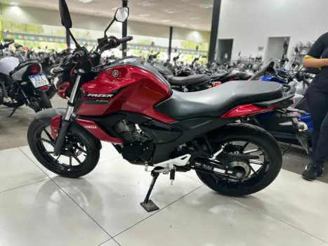 YAMAHA FZ 15 Fazer ABS, Foto 14