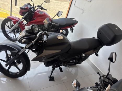 YAMAHA FZ 15 Fazer ABS, Foto 5