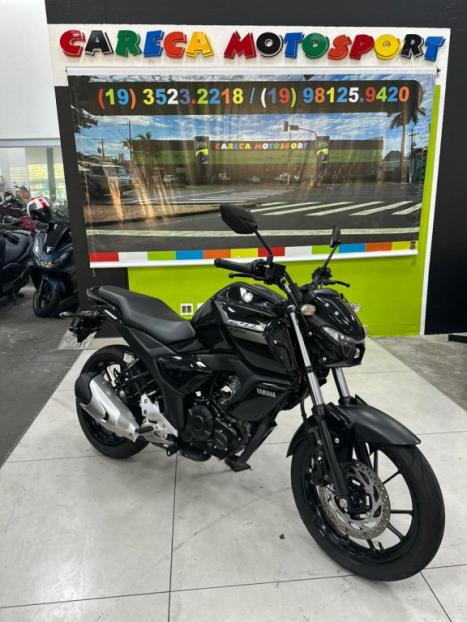 YAMAHA FZ 15 Fazer ABS, Foto 1