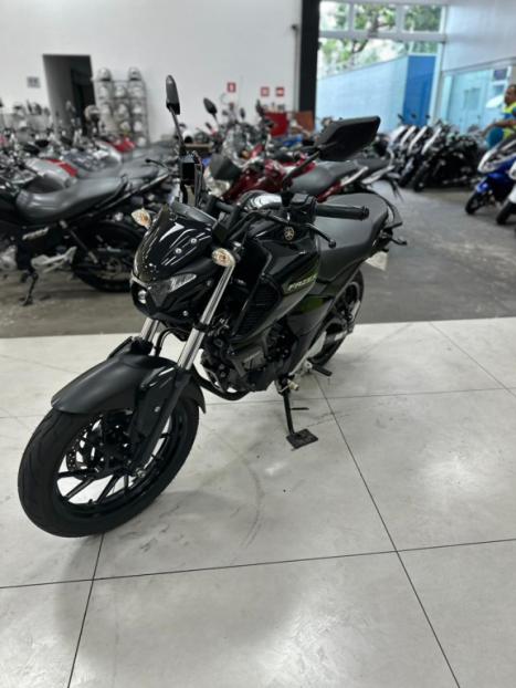 YAMAHA FZ 15 Fazer ABS, Foto 5
