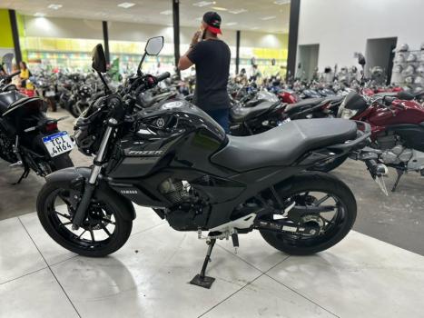 YAMAHA FZ 15 Fazer ABS, Foto 8