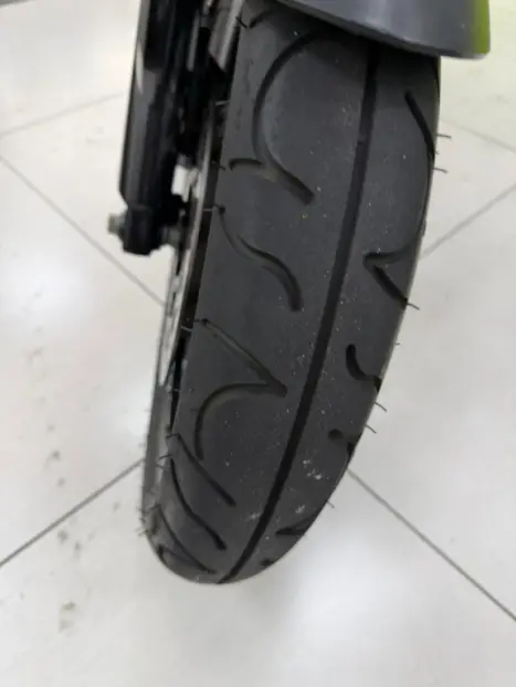 YAMAHA FZ 15 Fazer ABS, Foto 3