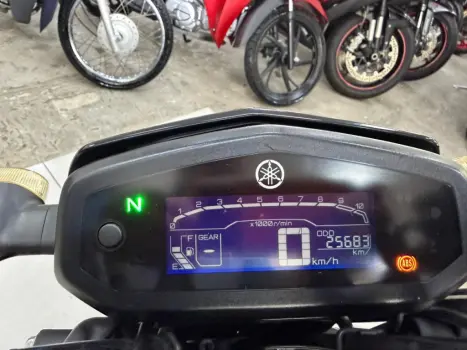 YAMAHA FZ 15 Fazer ABS, Foto 7