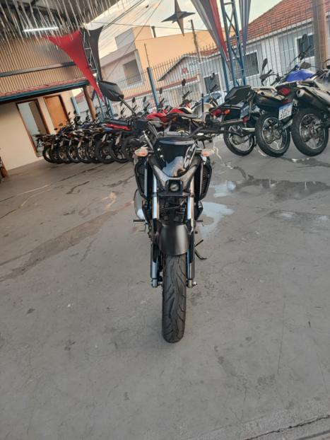 YAMAHA FZ 15 Fazer ABS, Foto 5