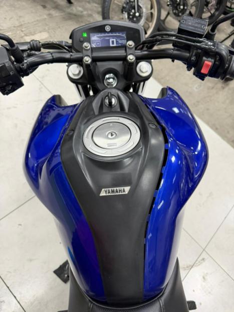YAMAHA FZ 15 Fazer ABS, Foto 12