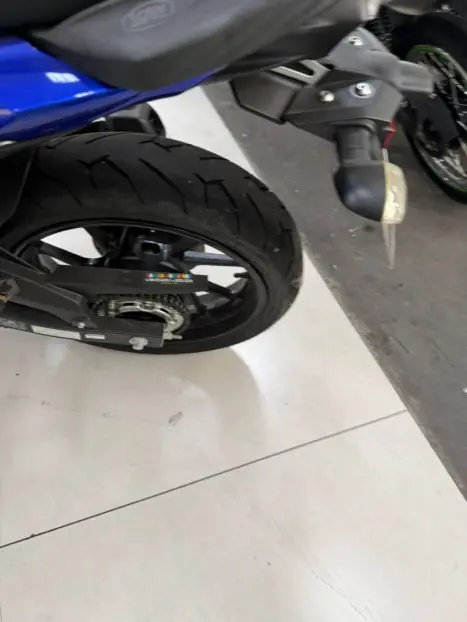YAMAHA FZ 15 Fazer ABS, Foto 12