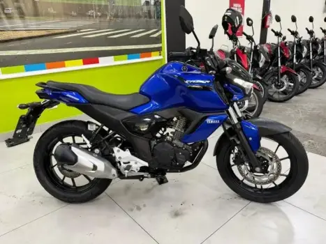 YAMAHA FZ 15 Fazer ABS, Foto 16