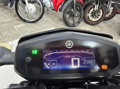 YAMAHA FZ 15 Fazer ABS, Foto 7