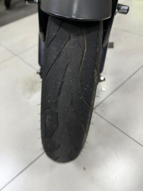 YAMAHA FZ 15 Fazer ABS, Foto 2