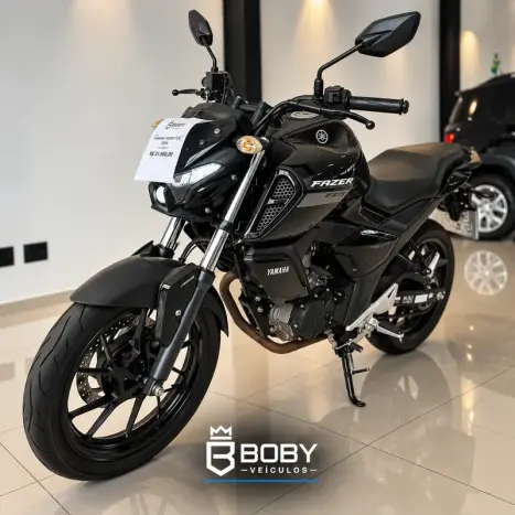 YAMAHA FZ 15 Fazer ABS, Foto 3