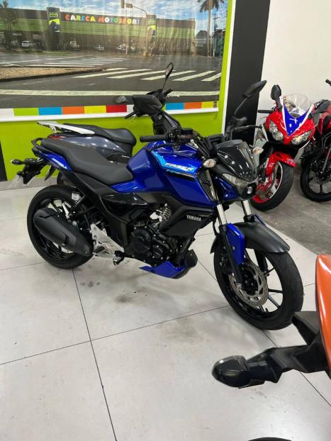 YAMAHA FZ 15 Fazer ABS, Foto 2