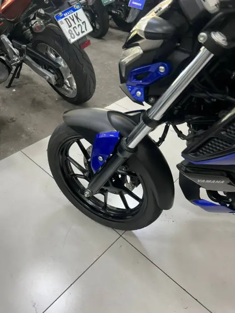 YAMAHA FZ 15 Fazer ABS, Foto 8
