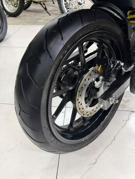 YAMAHA FZ 15 Fazer ABS, Foto 5
