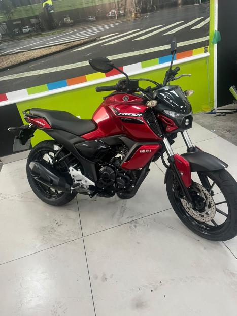 YAMAHA FZ 15 Fazer ABS, Foto 7