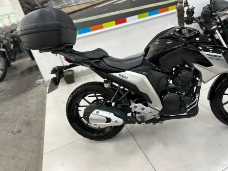 YAMAHA FZ 25 250 Fazer Flex , Foto 4