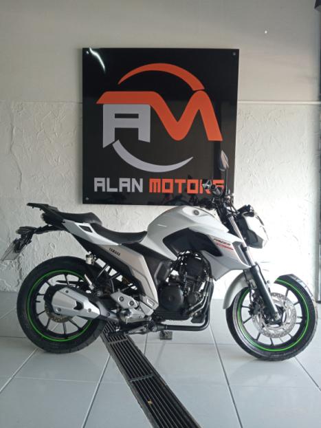 YAMAHA FZ 25 250 Fazer Flex , Foto 2 YAMAHA FZ 25 250 Fazer Flex , Foto 2