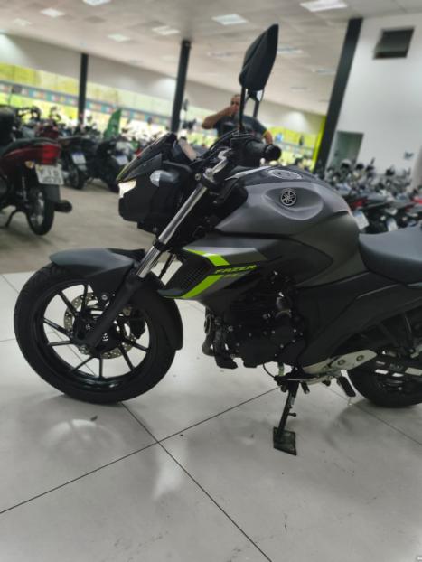 YAMAHA FZ 25 250 Fazer Flex , Foto 4