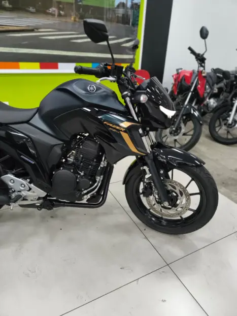 YAMAHA FZ 25 250 Fazer Flex , Foto 9