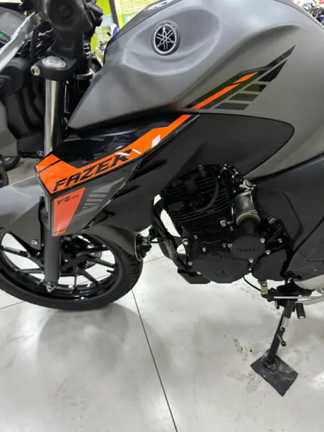 YAMAHA FZ 25 250 Fazer Flex , Foto 7 YAMAHA FZ 25 250 Fazer Flex , Foto 7