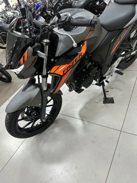 YAMAHA FZ 25 250 Fazer Flex , Foto 8 YAMAHA FZ 25 250 Fazer Flex , Foto 8