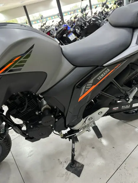 YAMAHA FZ 25 250 Fazer Flex , Foto 10 YAMAHA FZ 25 250 Fazer Flex , Foto 10