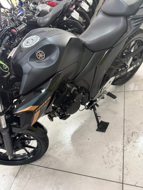 YAMAHA FZ 25 250 Fazer Flex , Foto 3