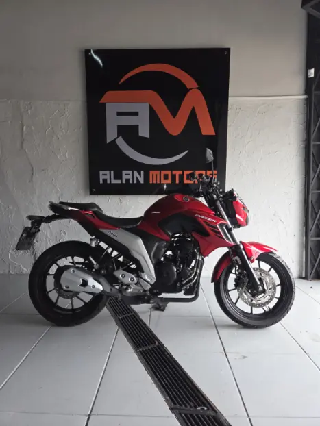 YAMAHA FZ 25 250 Fazer Flex , Foto 4