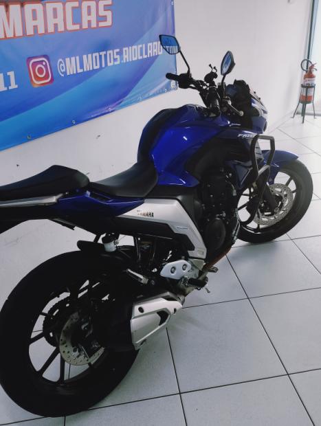 YAMAHA FZ 25 250 Fazer Flex , Foto 3