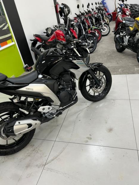YAMAHA FZ 25 250 Fazer Flex , Foto 8