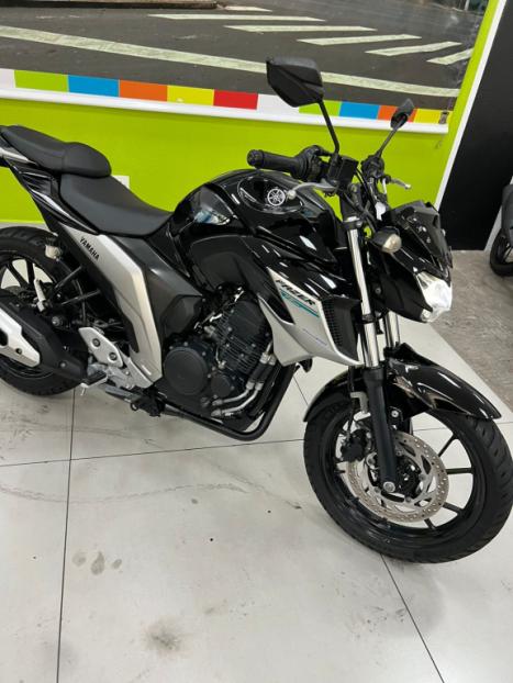 YAMAHA FZ 25 250 Fazer Flex , Foto 14