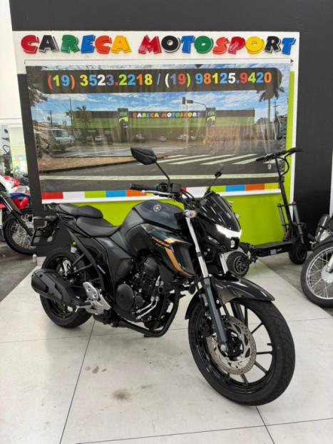 YAMAHA FZ 25 250 Fazer Flex , Foto 1