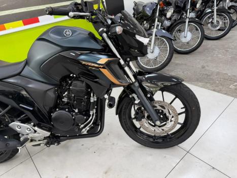 YAMAHA FZ 25 250 Fazer Flex , Foto 2