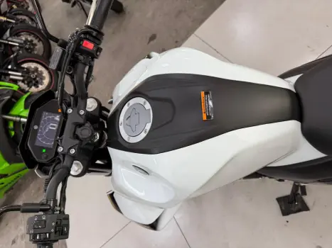 YAMAHA FZ 25 250 Fazer Flex , Foto 3