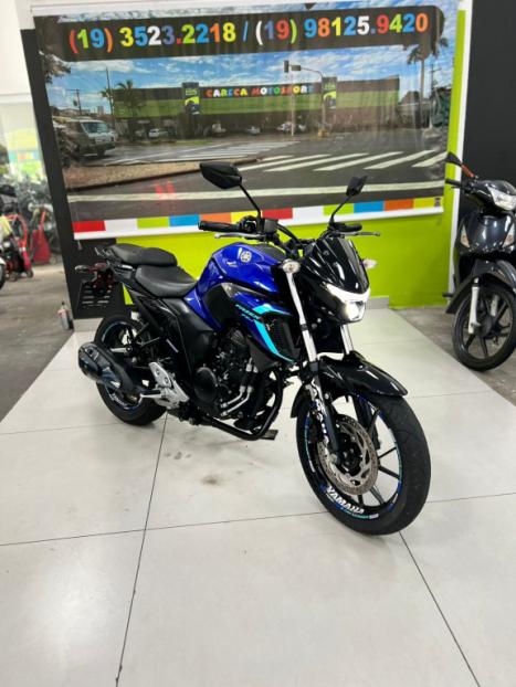 YAMAHA FZ 25 250 Fazer Flex , Foto 1