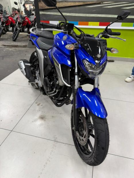 YAMAHA FZ 25 250 Fazer Flex , Foto 5