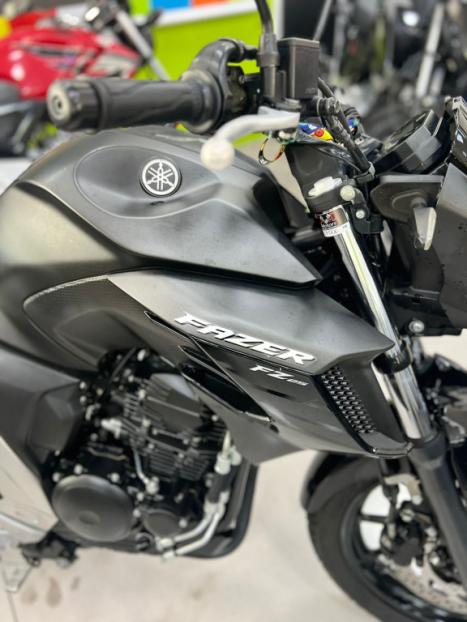 YAMAHA FZ 25 250 Fazer Flex , Foto 2