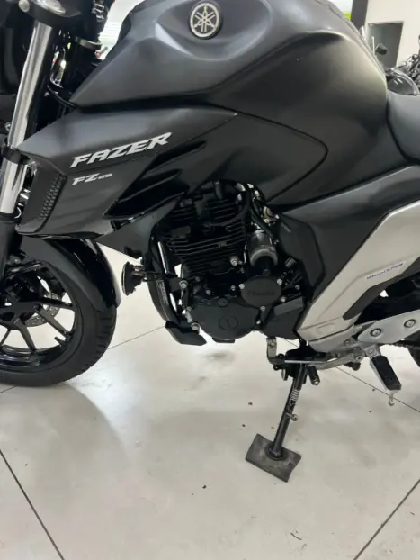 YAMAHA FZ 25 250 Fazer Flex , Foto 11