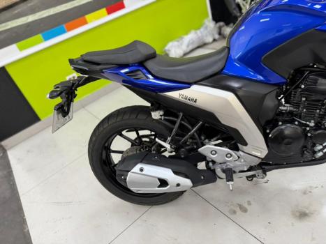 YAMAHA FZ 25 250 Fazer Flex , Foto 4