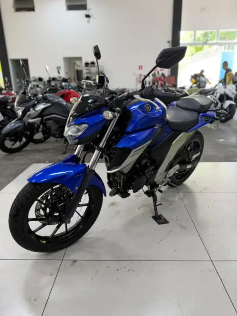 YAMAHA FZ 25 250 Fazer Flex , Foto 15