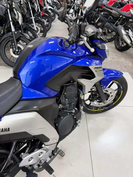 YAMAHA FZ 25 250 Fazer Flex , Foto 5