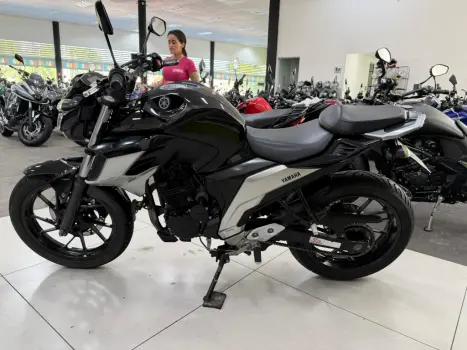 YAMAHA FZ 25 250 Fazer Flex , Foto 15