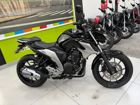 YAMAHA FZ 25 250 Fazer Flex , Foto 16