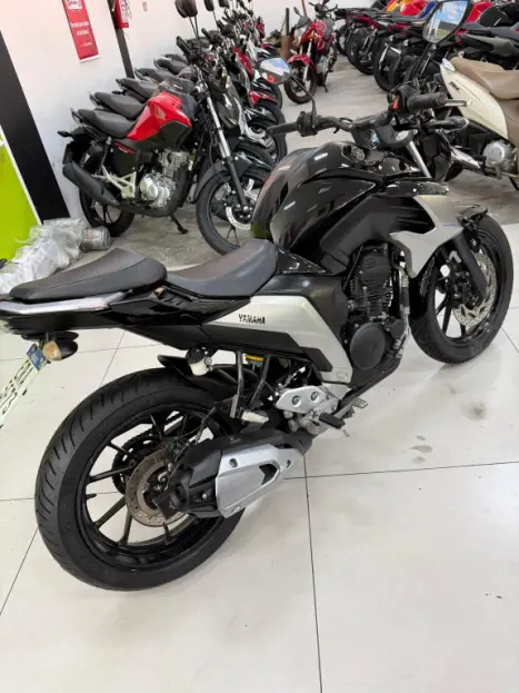 YAMAHA FZ 25 250 Fazer Flex , Foto 18