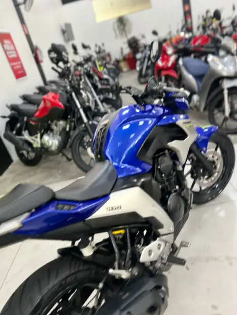 YAMAHA FZ 25 250 Fazer Flex , Foto 4
