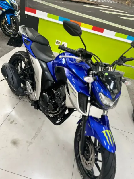 YAMAHA FZ 25 250 Fazer Flex , Foto 10