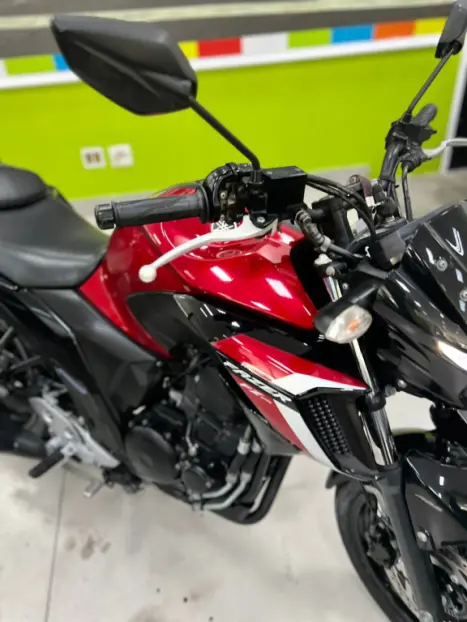 YAMAHA FZ 25 250 Fazer Flex , Foto 11