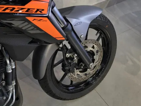 YAMAHA FZ 25 250 Fazer Flex , Foto 9