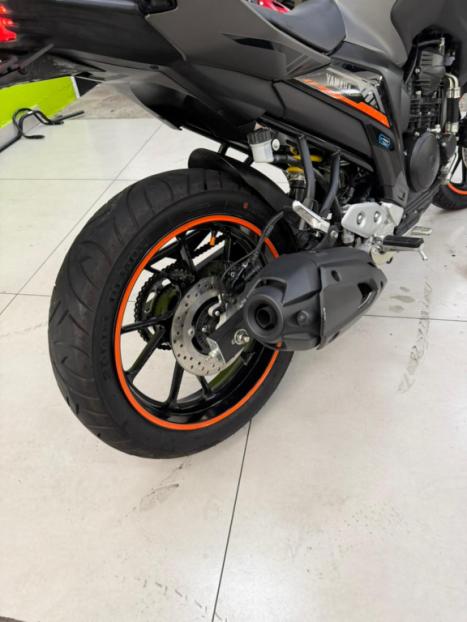 YAMAHA FZ 25 250 Fazer Flex , Foto 4