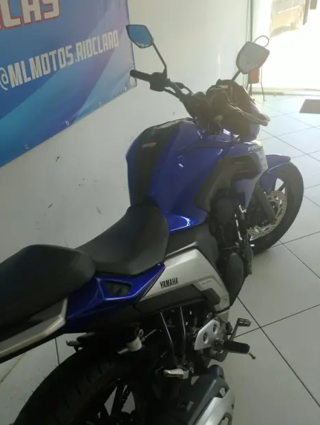YAMAHA FZ 25 250 Fazer Flex , Foto 10