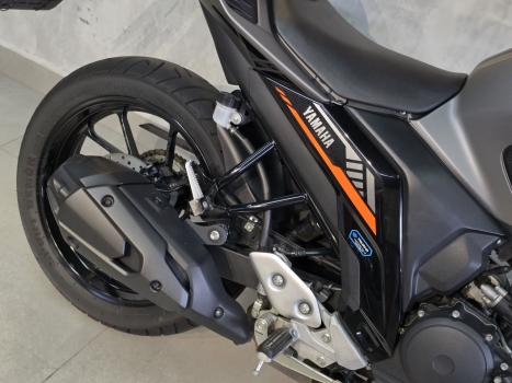 YAMAHA FZ 25 250 Fazer Flex , Foto 14